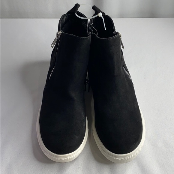 madden piper wedge sneaker